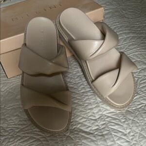Billini Women's Cream Slide Sandals